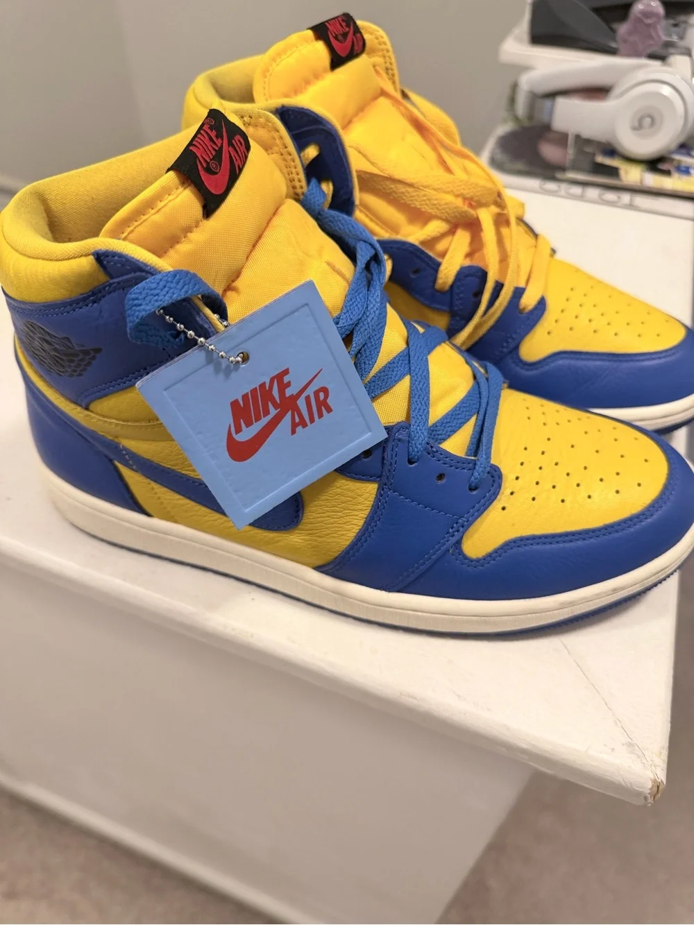 Nike bold yellow